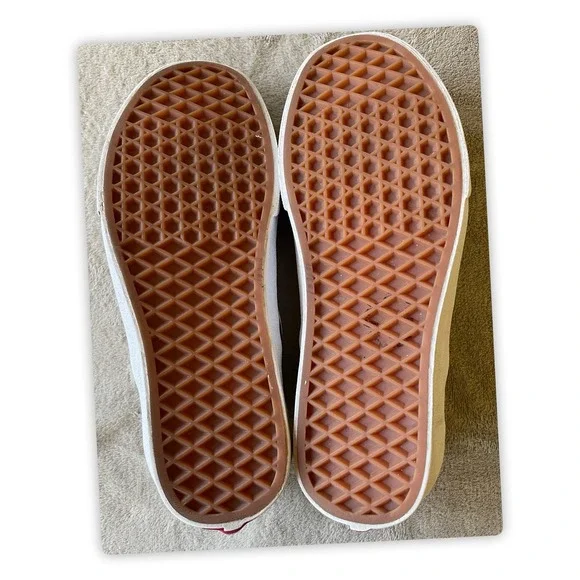 Vans  Classic Shoes Sneakers Gray Slip on Casual US Size M 6  W 7.5 Unisex - Picture 7 of 8